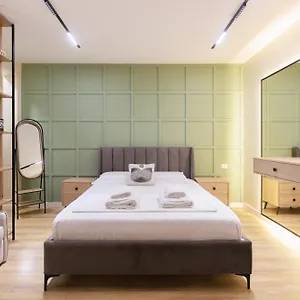  Appartement Syncron In The Center Of