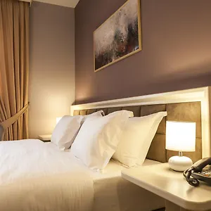 3* Hotel 22